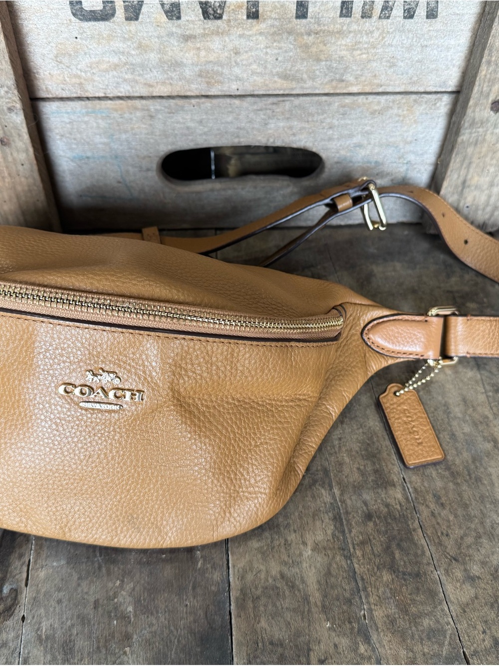 Coach Pebbled Leather Belt Bag Fanny Pack Crossbody Tan Brown Gold Hardware